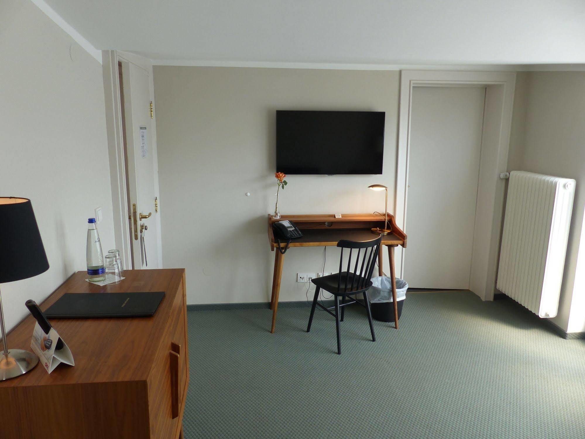 Parkhotel Obermenzing Monachium Zewnętrze zdjęcie
